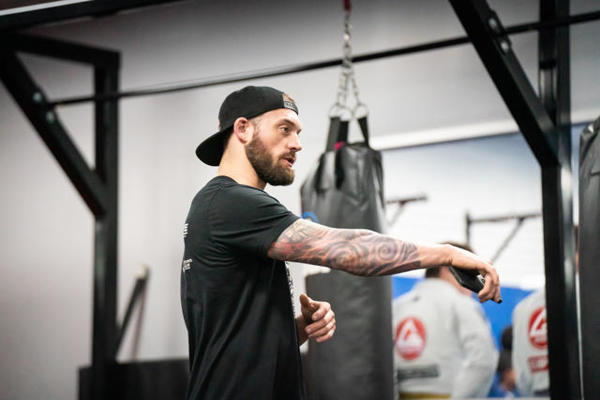 Join Muay Thai free in Houston, TX classes: Improve strength & stamina 
