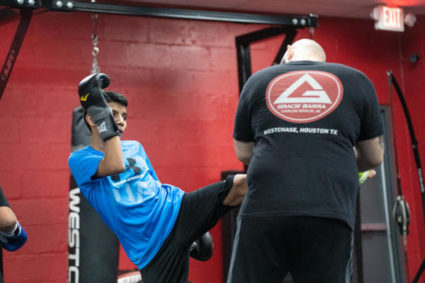 Professional Muay Thai free in Houston, TX classes: Train with champions