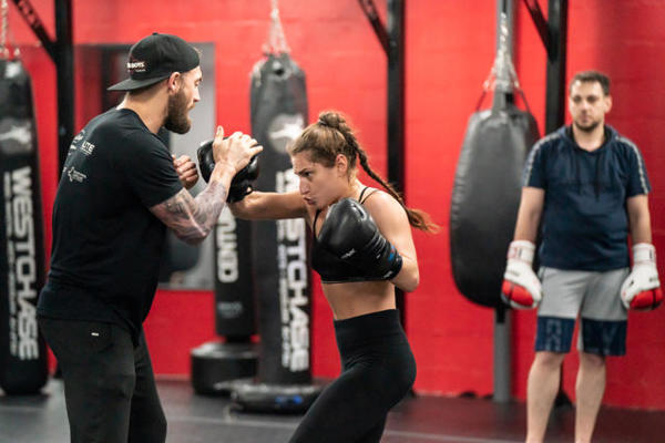 What to expect in a Muay Thai free in Houston, TX class: Your first session guide