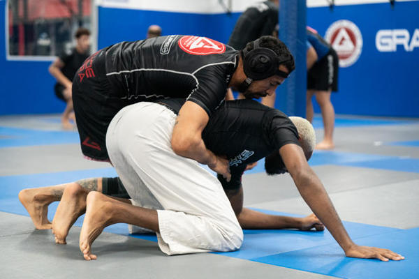 Approach to martial arts sparring in Houston, TX gyms Approach to martial arts sparring in Houston, TX gyms