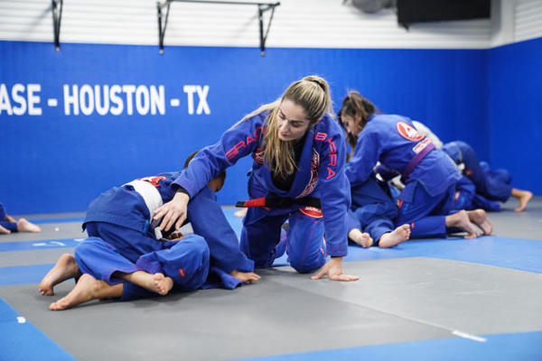 Teen confidence booster: Martial arts & self-defense at Gracie Barra Westchase | Phone: +1 (713) 977-7418