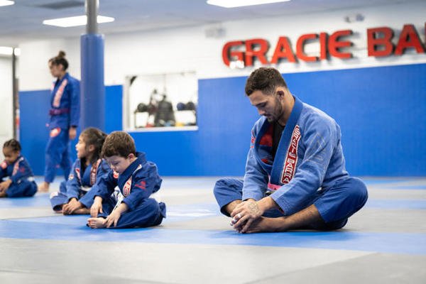 Gracie-Barra-River-Oaks-Where-to-do-it-if-you-need-self-defense-near-me-for-a-homeschooler-in-Houston-TX.jpg