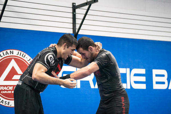 Gracie Barra Westchase: When should you consider switching from Gi to No-Gi Jiu Jitsu