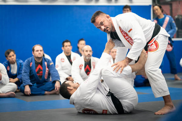Gracie Barra Westchase: Which martial arts program is right for busy Memorial professionals
